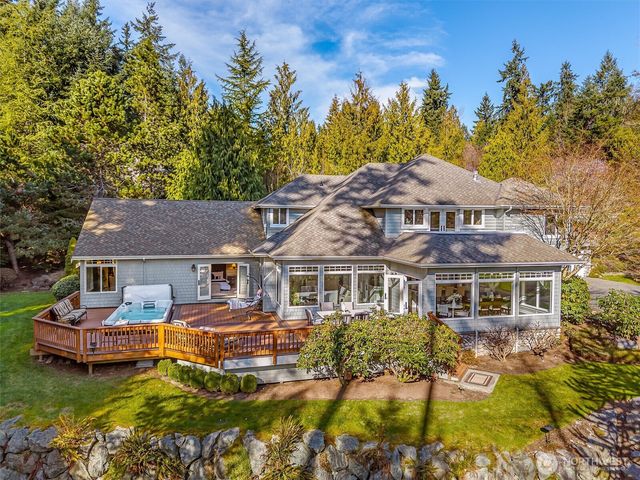 16432 57th Avenue SE, Snohomish, WA 98296