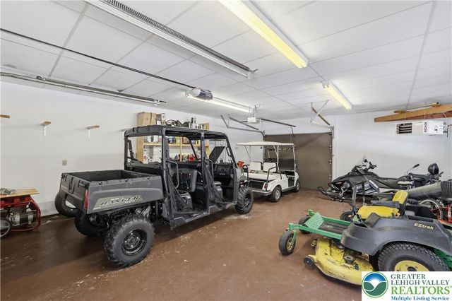 158 Halgas Lane, Tobyhanna Twp, PA 18350