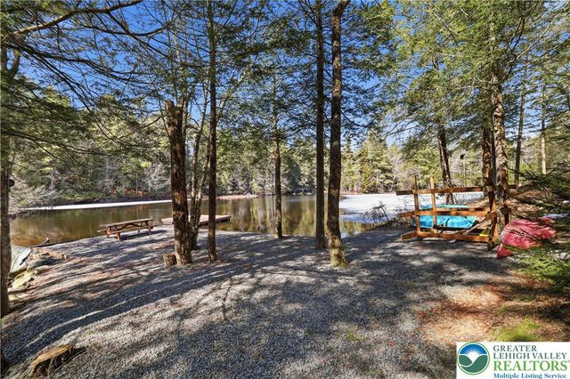 158 Halgas Lane, Tobyhanna Twp, PA 18350