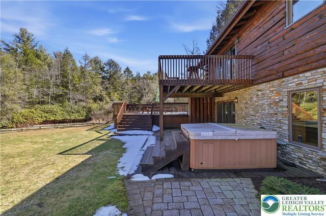 158 Halgas Lane, Tobyhanna Twp, PA 18350