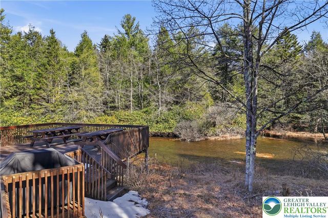 158 Halgas Lane, Tobyhanna Twp, PA 18350