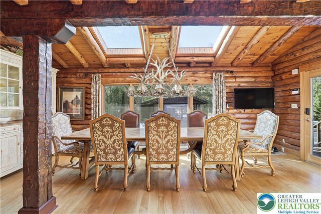 158 Halgas Lane, Tobyhanna Twp, PA 18350