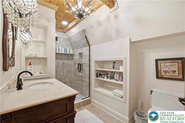 158 Halgas Lane, Tobyhanna Twp, PA 18350