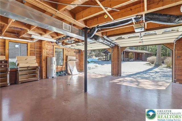 158 Halgas Lane, Tobyhanna Twp, PA 18350