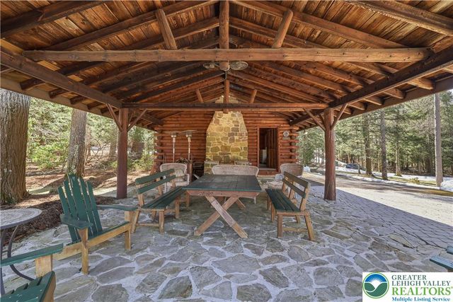 158 Halgas Lane, Tobyhanna Twp, PA 18350