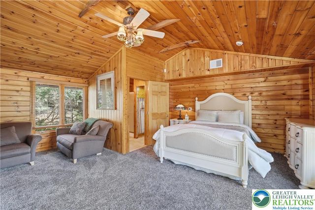 158 Halgas Lane, Tobyhanna Twp, PA 18350