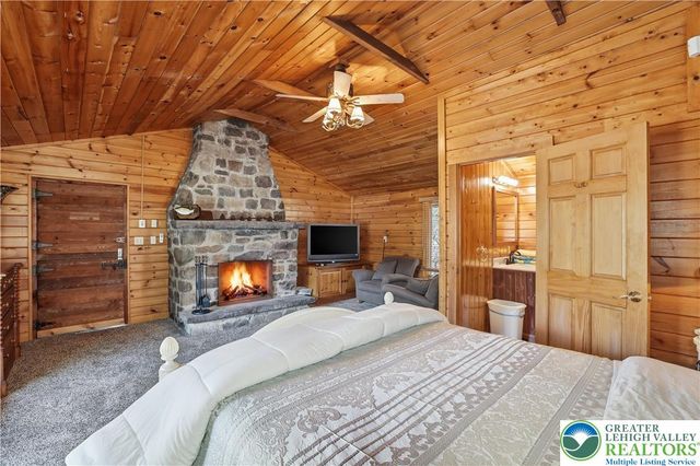 158 Halgas Lane, Tobyhanna Twp, PA 18350