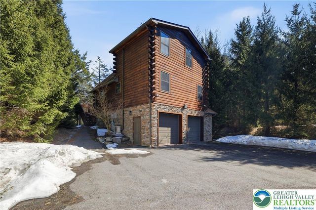 158 Halgas Lane, Tobyhanna Twp, PA 18350