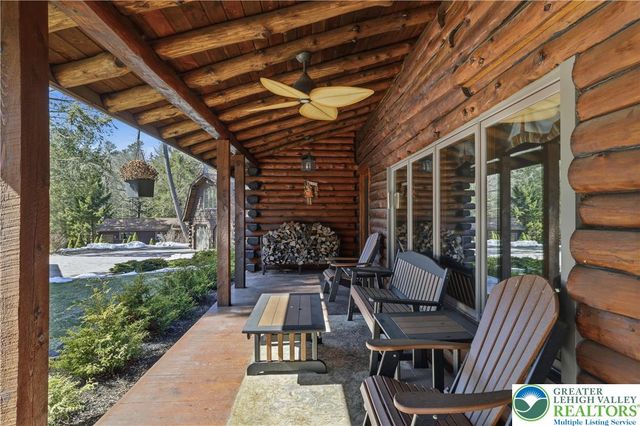 158 Halgas Lane, Tobyhanna Twp, PA 18350