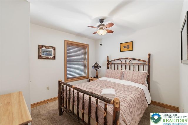 158 Halgas Lane, Tobyhanna Twp, PA 18350