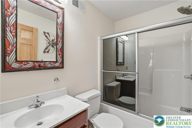 158 Halgas Lane, Tobyhanna Twp, PA 18350