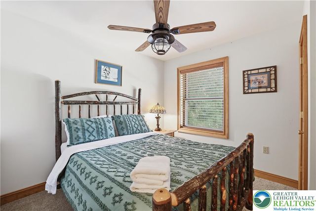 158 Halgas Lane, Tobyhanna Twp, PA 18350