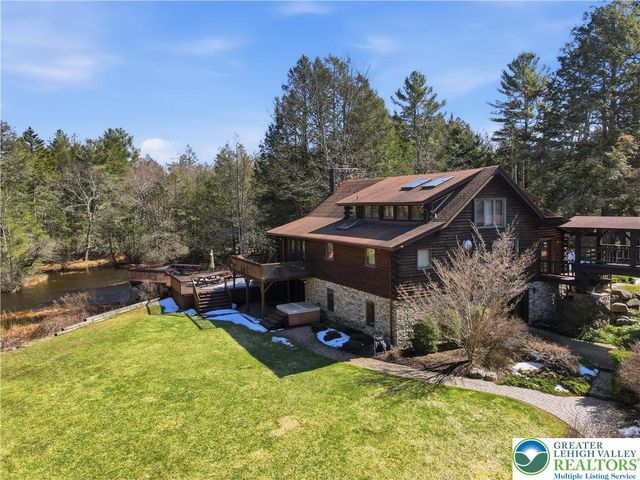 158 Halgas Lane, Tobyhanna Twp, PA 18350