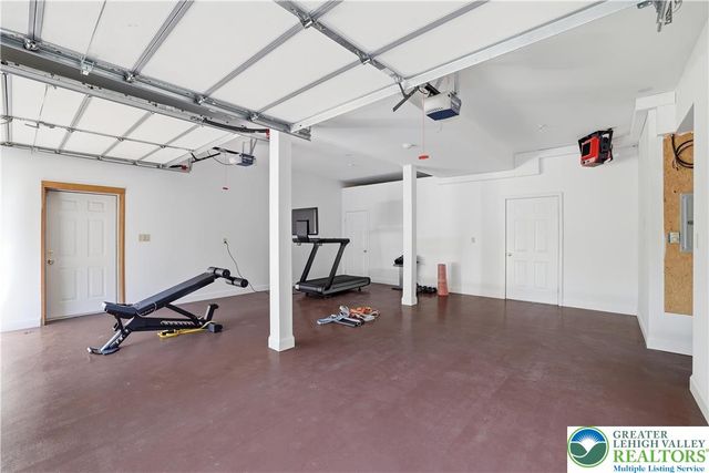 158 Halgas Lane, Tobyhanna Twp, PA 18350