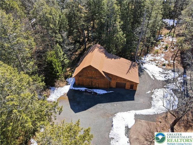 158 Halgas Lane, Tobyhanna Twp, PA 18350