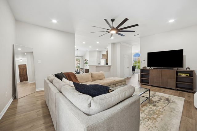 7410 Handen Drive, Rowlett, TX 75089