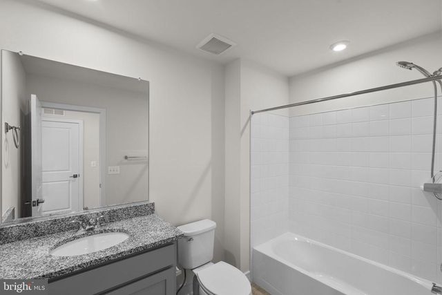 3571 STEPHENSONS HILL LN, Marshall, VA 20115