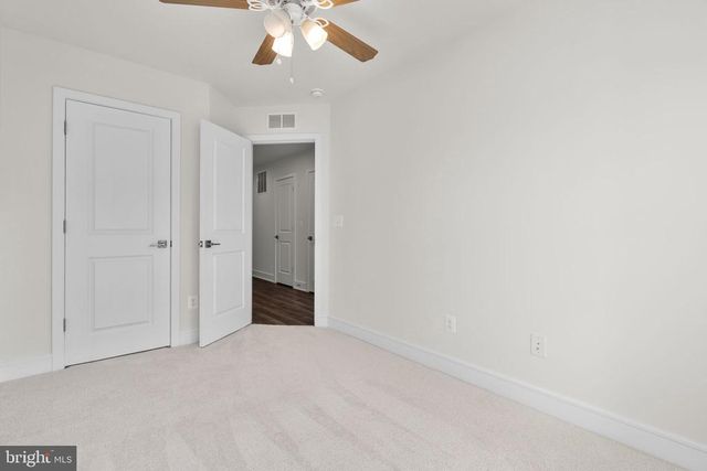 3571 STEPHENSONS HILL LN, Marshall, VA 20115