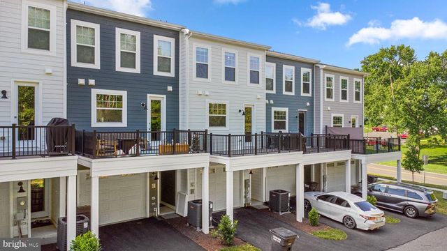 3571 STEPHENSONS HILL LN, Marshall, VA 20115