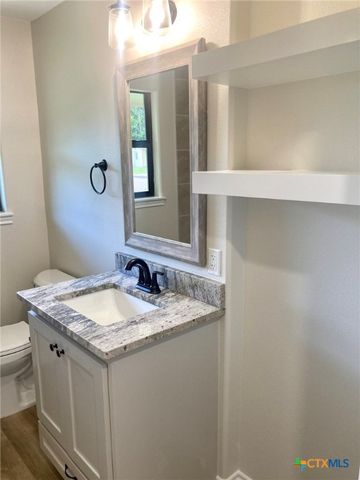 1502 Bowie Drive, Victoria, TX 77901