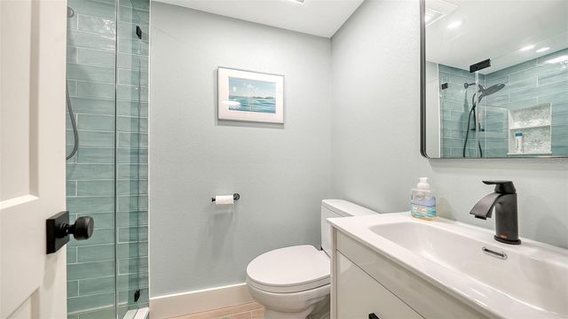 4720 GULF OF MEXICO DRIVE Villa 2, Longboat Key, FL 34228