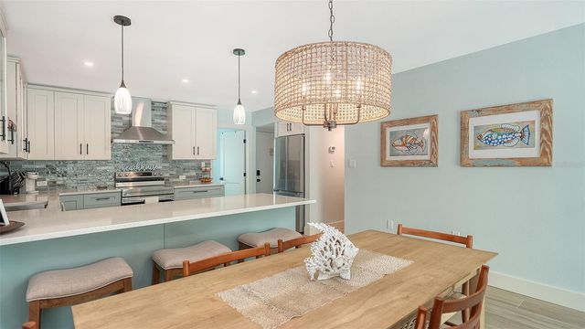 4720 GULF OF MEXICO DRIVE Villa 2, Longboat Key, FL 34228