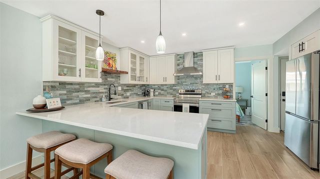 4720 GULF OF MEXICO DRIVE Villa 2, Longboat Key, FL 34228