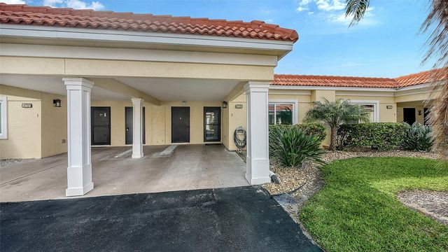 4720 GULF OF MEXICO DRIVE Villa 2, Longboat Key, FL 34228