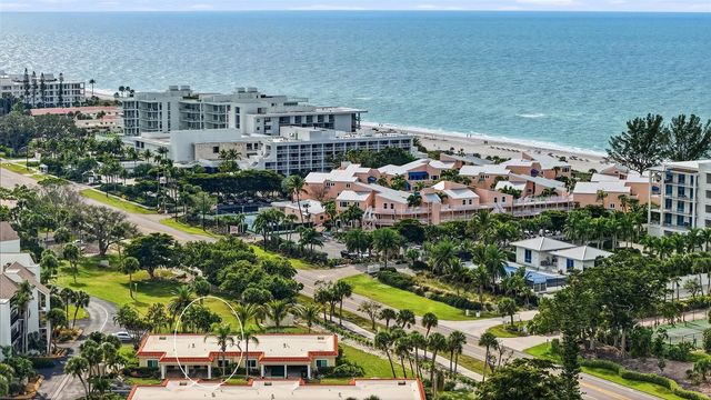 4720 GULF OF MEXICO DRIVE Villa 2, Longboat Key, FL 34228