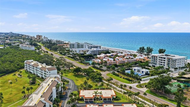 4720 GULF OF MEXICO DRIVE Villa 2, Longboat Key, FL 34228