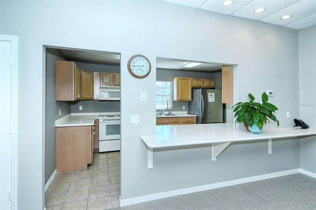 4720 GULF OF MEXICO DRIVE Villa 2, Longboat Key, FL 34228