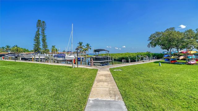 4720 GULF OF MEXICO DRIVE Villa 2, Longboat Key, FL 34228