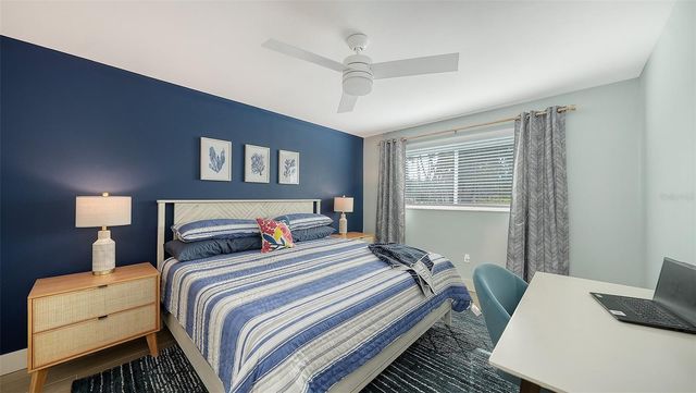 4720 GULF OF MEXICO DRIVE Villa 2, Longboat Key, FL 34228