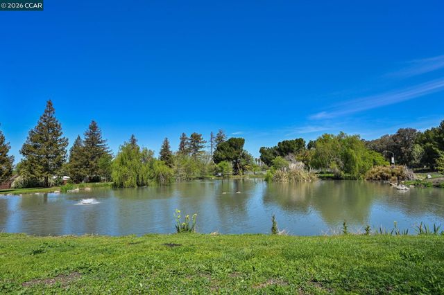 3712 Los Flores Ave, Concord, CA 94519