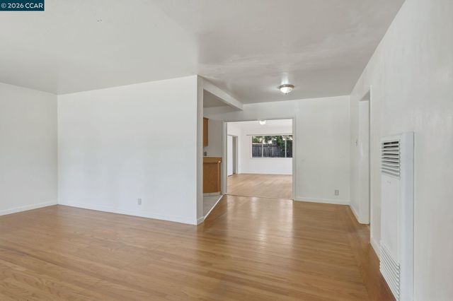 3712 Los Flores Ave, Concord, CA 94519