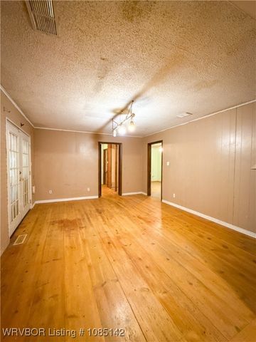 302 W Avenue E Street, Heavener, OK 74937