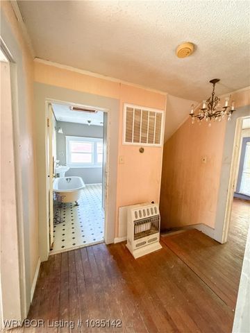 302 W Avenue E Street, Heavener, OK 74937