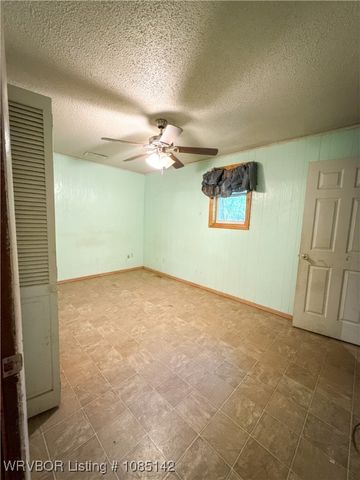 302 W Avenue E Street, Heavener, OK 74937