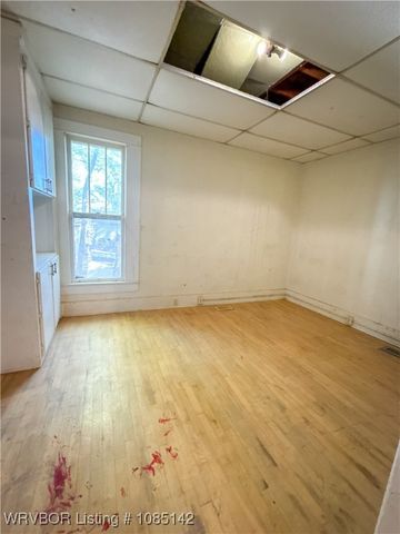 302 W Avenue E Street, Heavener, OK 74937