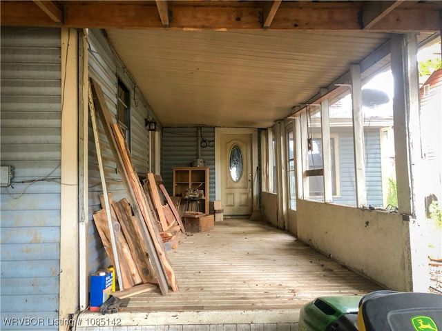 302 W Avenue E Street, Heavener, OK 74937