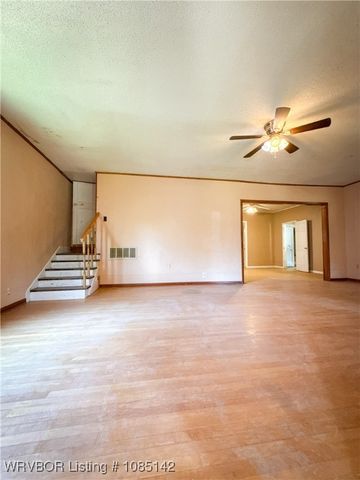 302 W Avenue E Street, Heavener, OK 74937