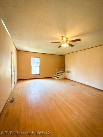 302 W Avenue E Street, Heavener, OK 74937