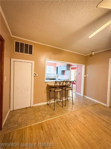 302 W Avenue E Street, Heavener, OK 74937