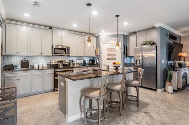 10320 ECHO DOCK LOOP, San Antonio, FL 33576