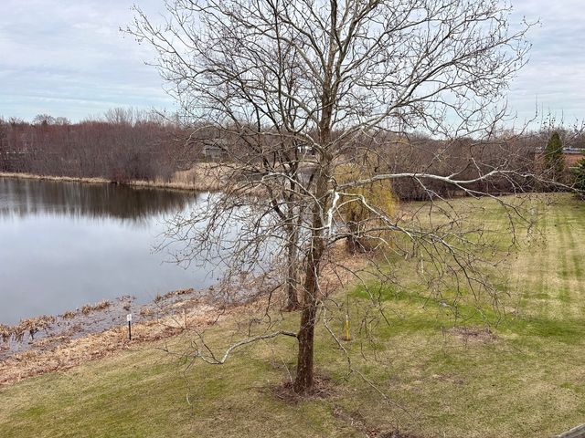 505 Redondo Drive 407, Downers Grove, IL 60516