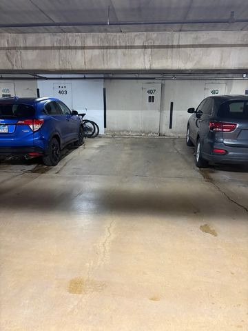 505 Redondo Drive 407, Downers Grove, IL 60516