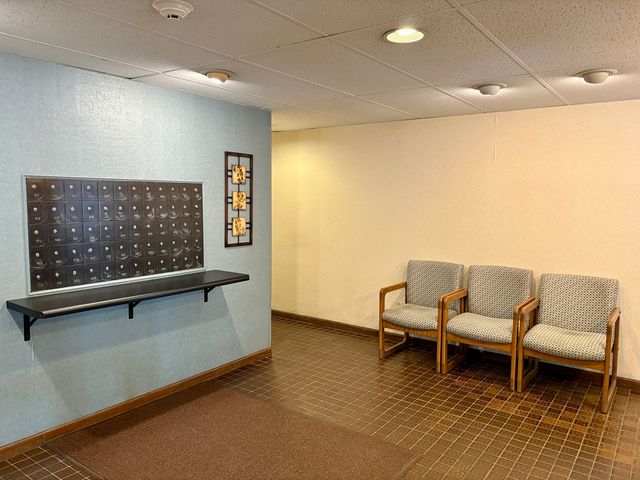 505 Redondo Drive 407, Downers Grove, IL 60516