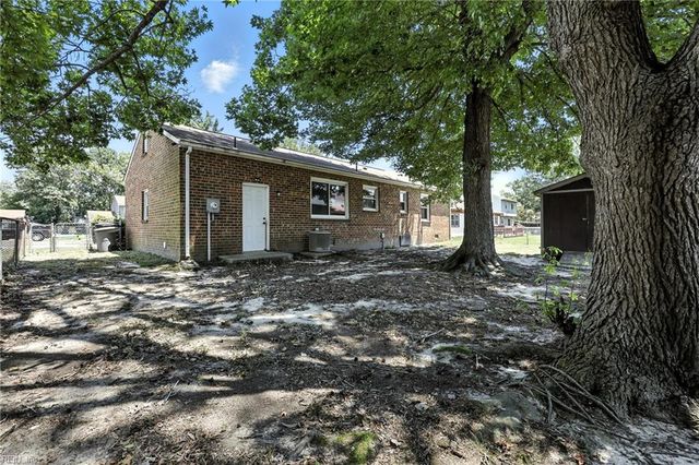 1805 Womble CT, Hampton, VA 23663