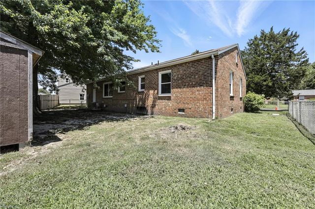 1805 Womble CT, Hampton, VA 23663