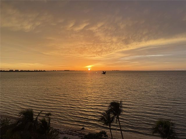 11 SUNSET DRIVE 502, Sarasota, FL 34236
